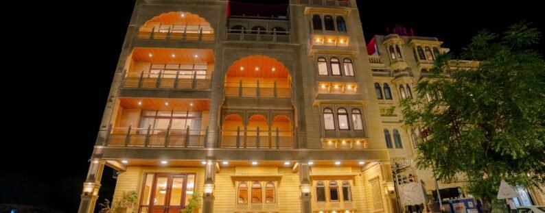 Facade Photo Hotel (5)