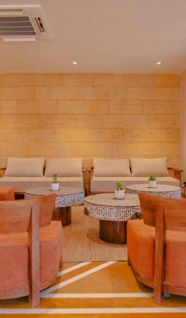 Lobby (2)