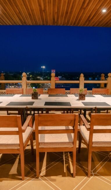 Roof top Restaurant fort View (13)