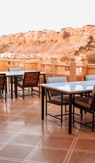 Roof top Restaurant fort View (2)