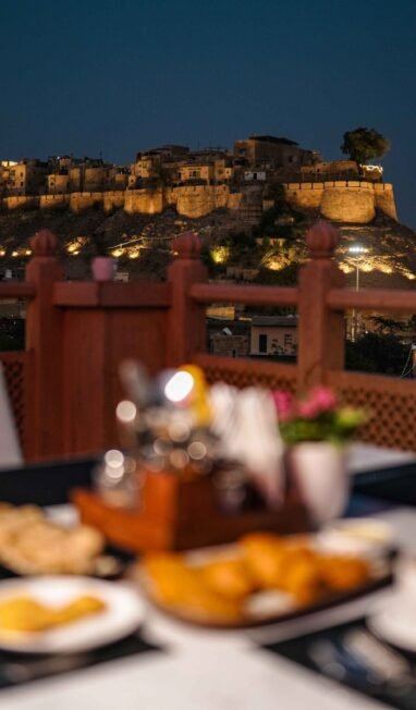 Roof top Restaurant fort View (4)