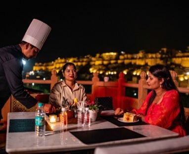 Roof top Restaurant fort View (6)