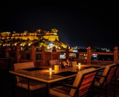 Roof top Restaurant fort View (7)